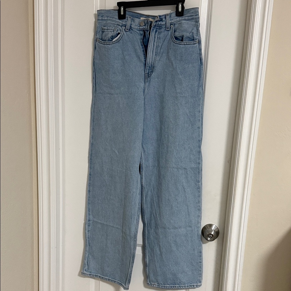 Levi's Women's Light Blue high loose Leg Jeans
